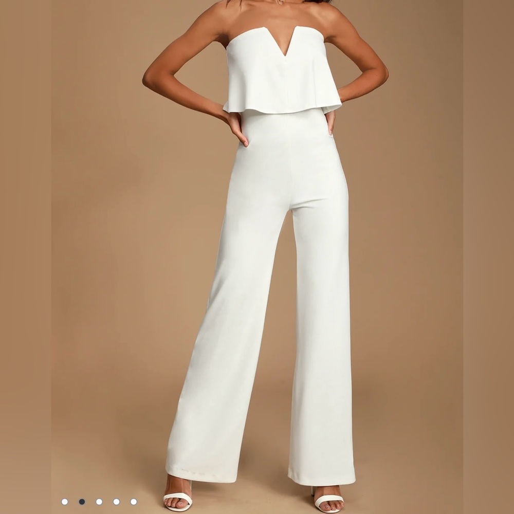Lulus White strapless Jumpsuit - New no tags